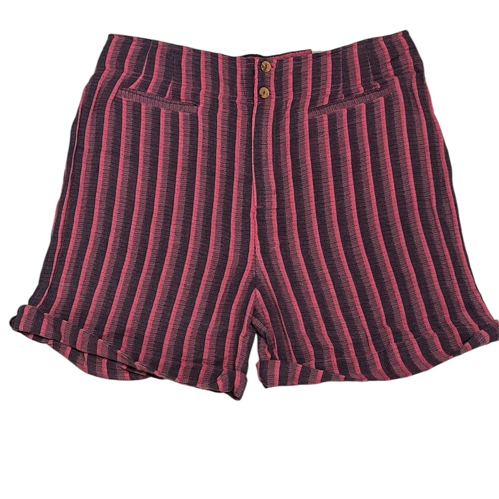 Soft Surroundings Black and Pink Bermuda Shorts with Cuffed Hem